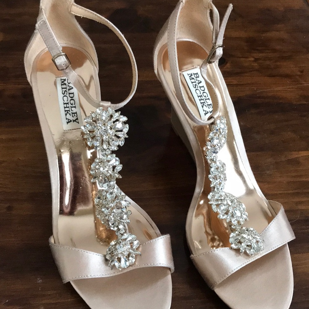 Badgley Mischka rose gold embellished wedges